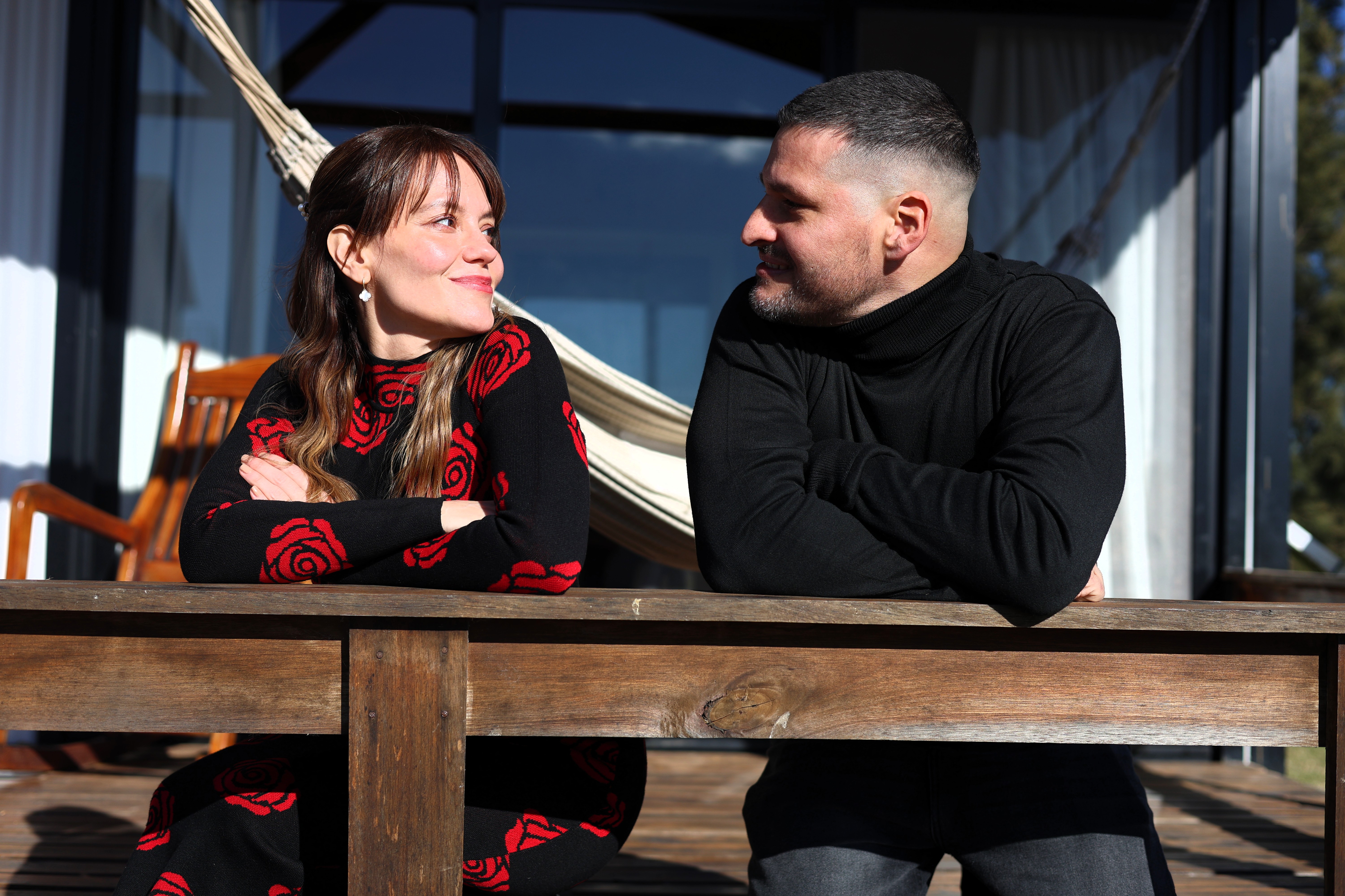 Florencia y Lautaro, fundadores de AME Esencial